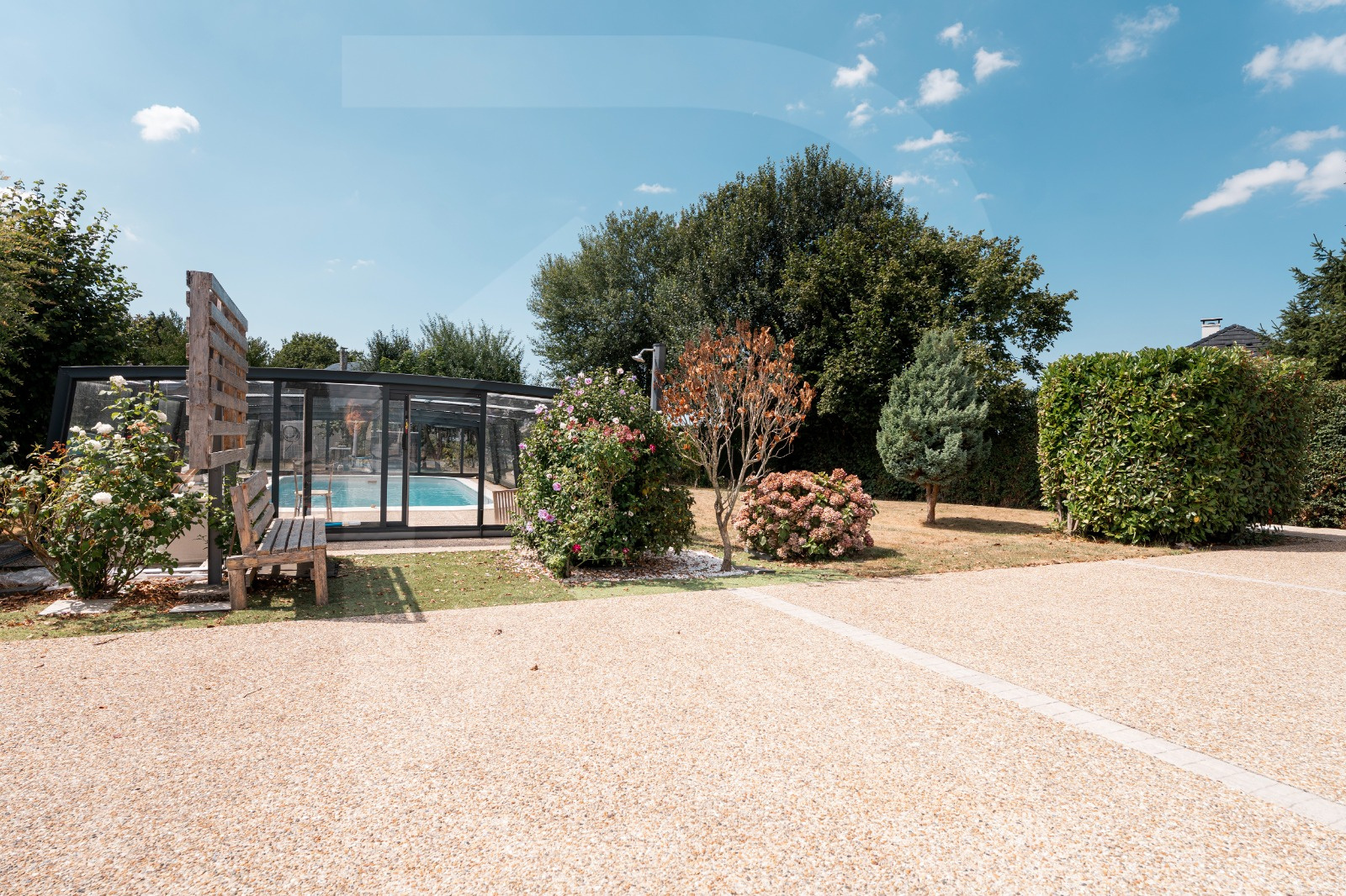 Maison à vendre à Rogerville, 234,86 m², 10 pièces – photo 2 sur 20