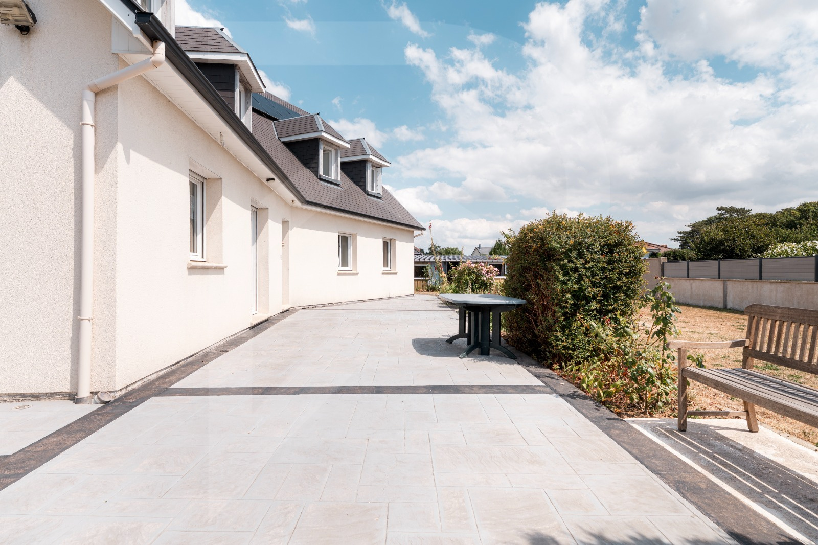 Maison à vendre à Rogerville, 234,86 m², 10 pièces – photo 3 sur 20
